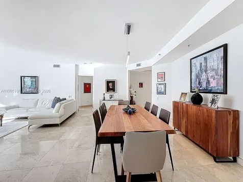 808 Brickell Key Drive Miami FL 33131