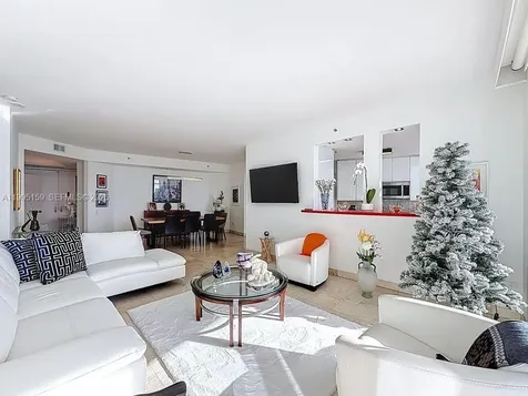 808 Brickell Key Drive Miami FL 33131