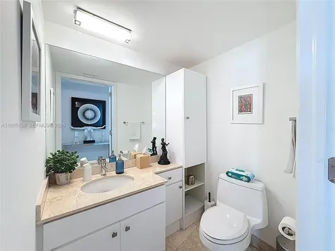 808 Brickell Key Drive Miami FL 33131