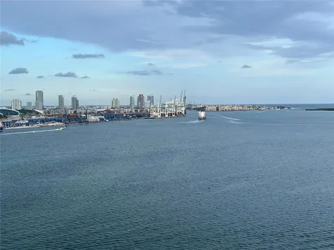 808 Brickell Key Drive Miami FL 33131