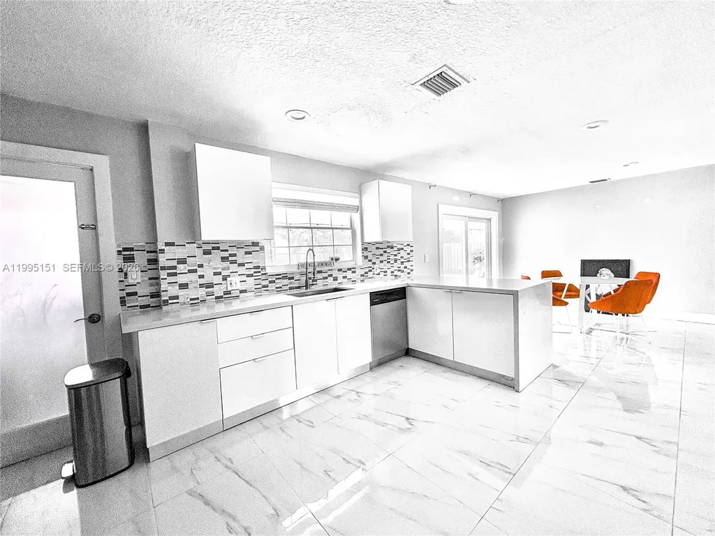 5770 NE 18th Avenue Fort Lauderdale FL 33334