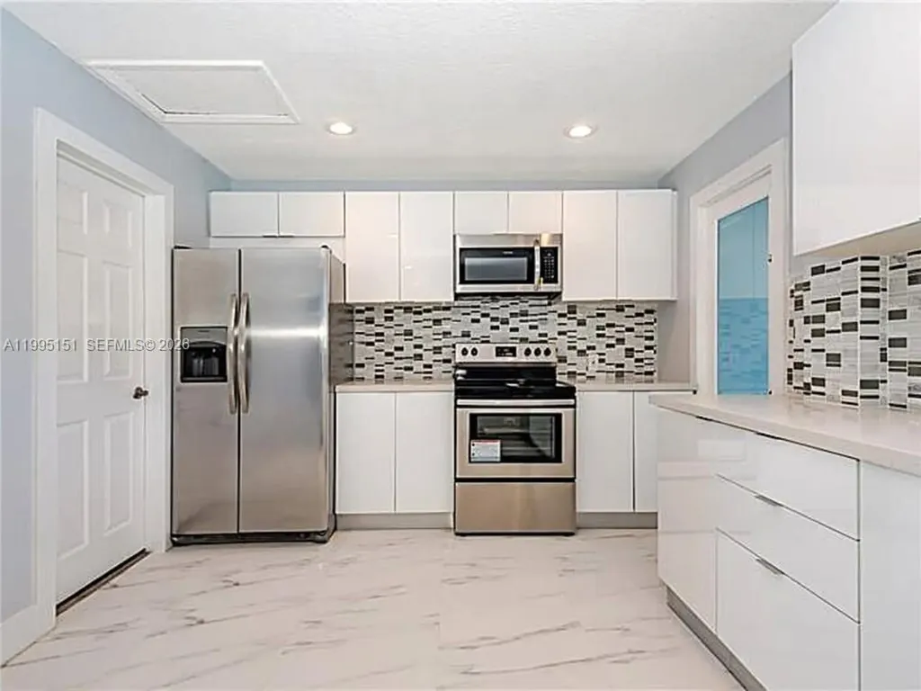5770 NE 18th Avenue Fort Lauderdale FL 33334
