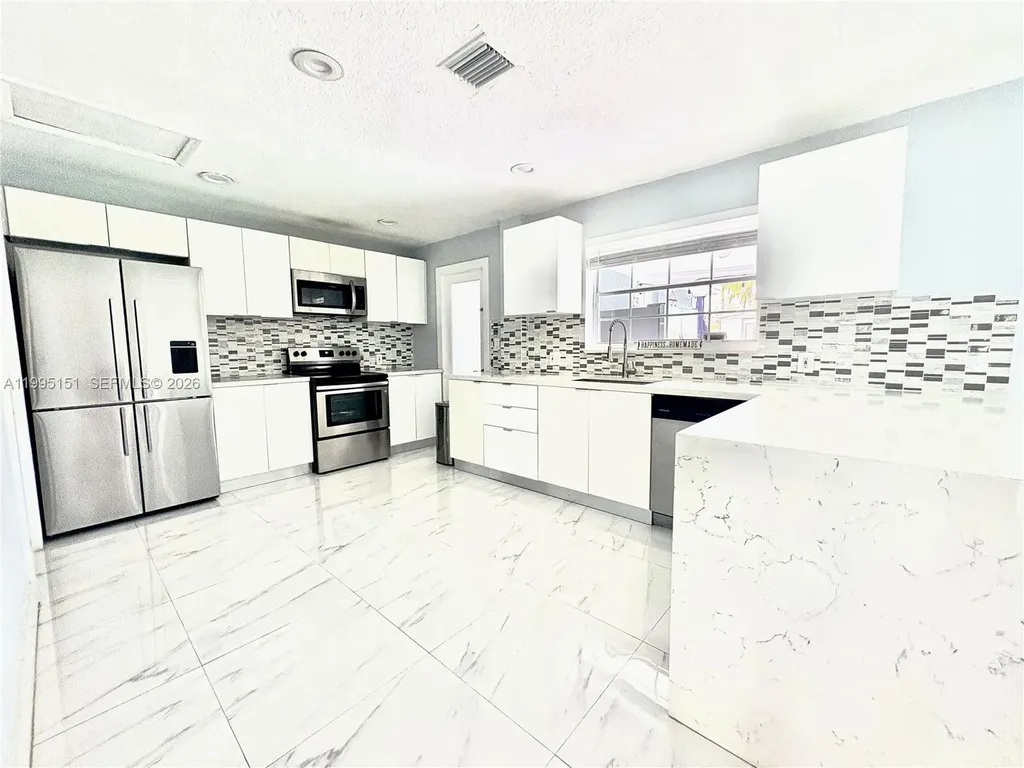 5770 NE 18th Avenue Fort Lauderdale FL 33334