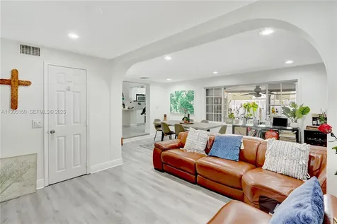 5509 SW 6th Street Miami FL 33134