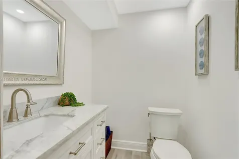 5509 SW 6th Street Miami FL 33134