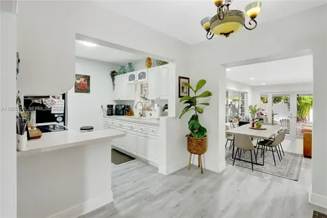 5509 SW 6th Street Miami FL 33134