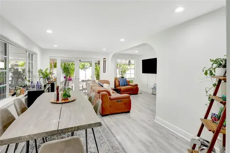 5509 SW 6th Street Miami FL 33134