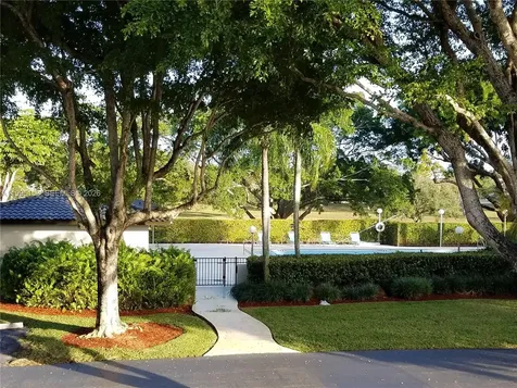 6161 SW 90th Court Miami FL 33173