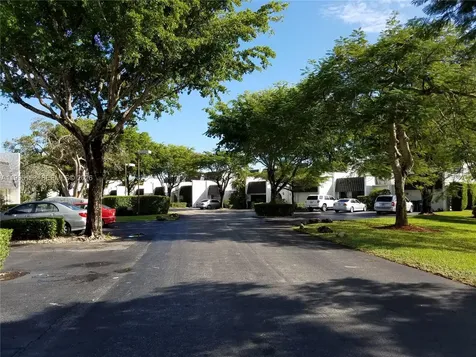 6161 SW 90th Court Miami FL 33173