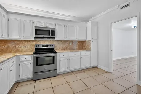 6161 SW 90th Court Miami FL 33173
