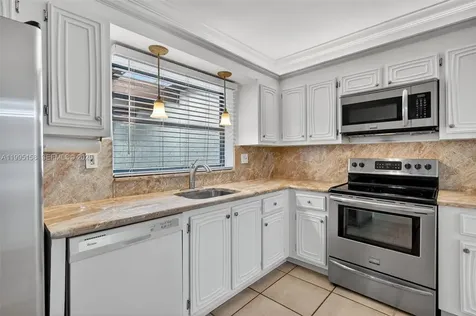 6161 SW 90th Court Miami FL 33173