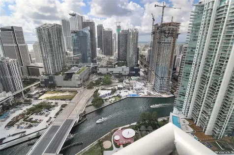 350 S Miami Avenue Miami FL 33130