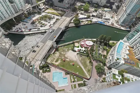 350 S Miami Avenue Miami FL 33130