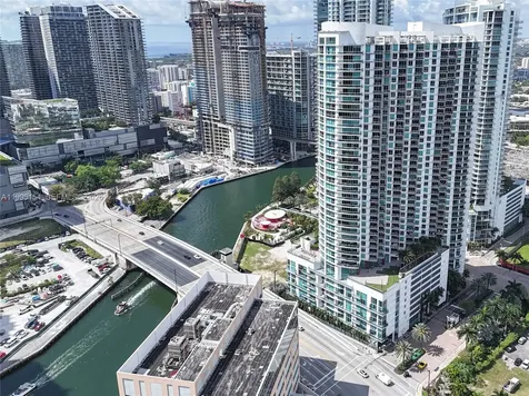 350 S Miami Avenue Miami FL 33130
