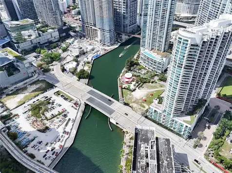 350 S Miami Avenue Miami FL 33130