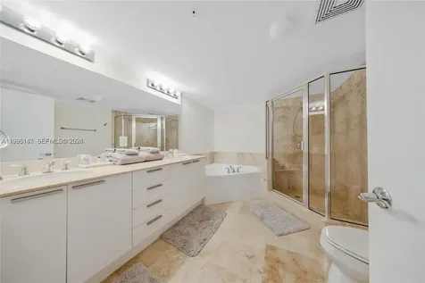 16699 Collins Avenue Sunny Isles Beach FL 33160