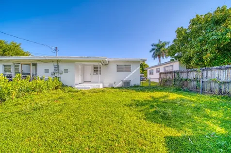 1340 NW 102nd Street Miami FL 33147