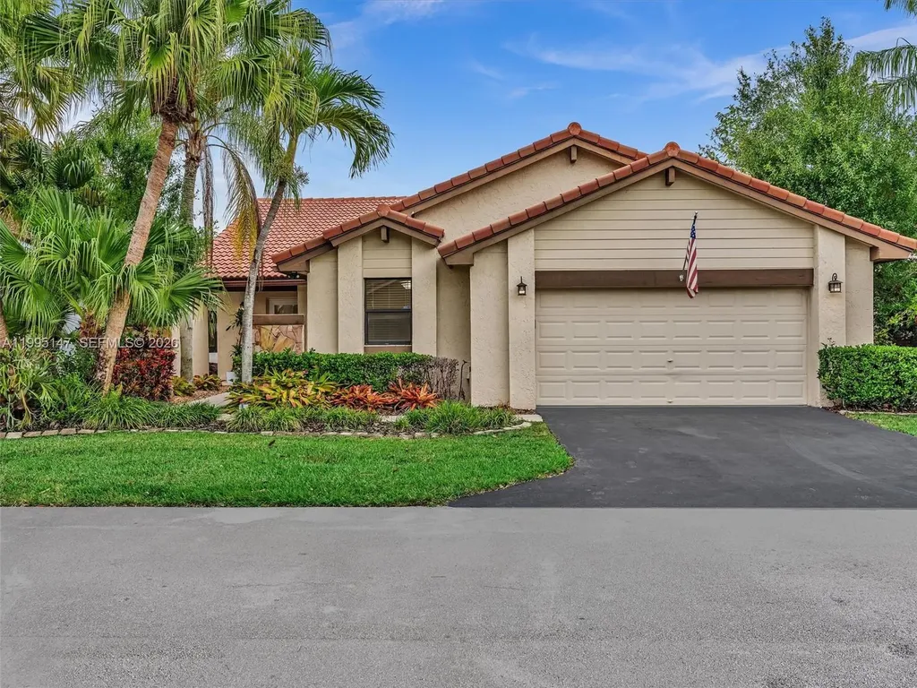 2158 Baton Rouge Weston FL 33326