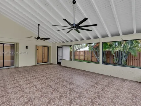 2158 Baton Rouge Weston FL 33326