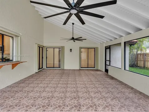 2158 Baton Rouge Weston FL 33326