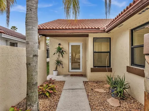 2158 Baton Rouge Weston FL 33326