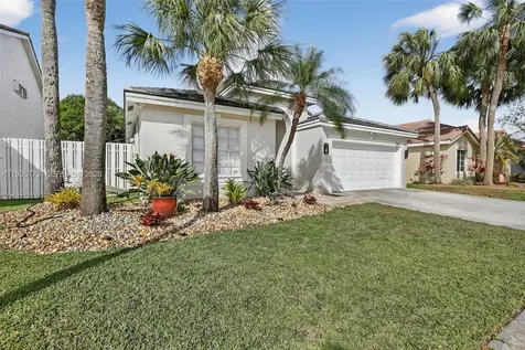 284 SW 180th Avenue Pembroke Pines FL 33029