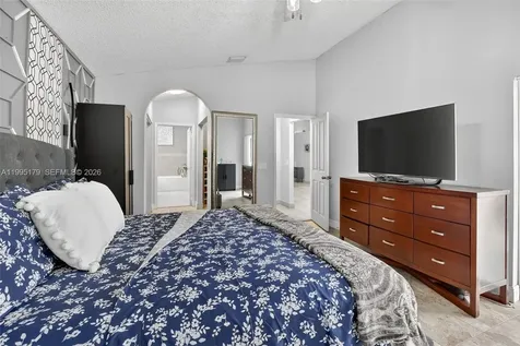 284 SW 180th Avenue Pembroke Pines FL 33029