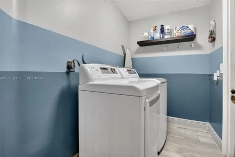 284 SW 180th Avenue Pembroke Pines FL 33029