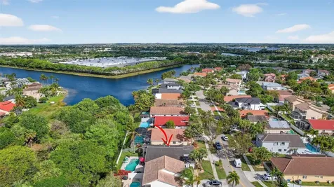 284 SW 180th Avenue Pembroke Pines FL 33029