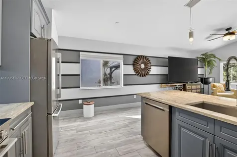 284 SW 180th Avenue Pembroke Pines FL 33029