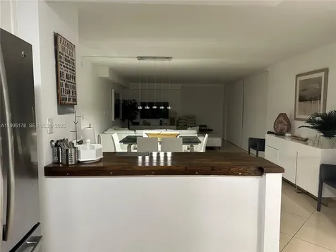 100 Bayview Drive Sunny Isles Beach FL 33160