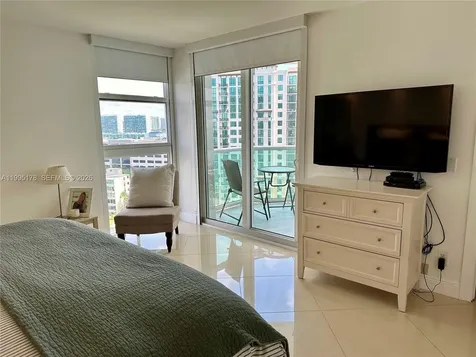 100 Bayview Drive Sunny Isles Beach FL 33160