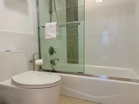 100 Bayview Drive Sunny Isles Beach FL 33160