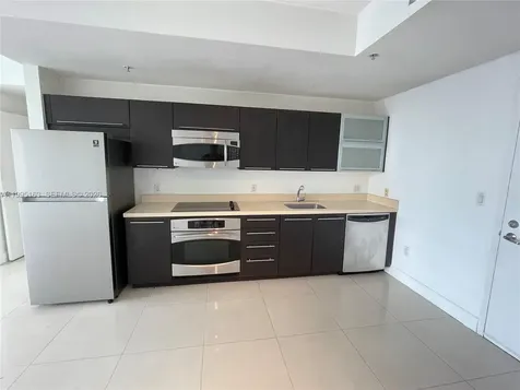 90 SW 3rd Street Miami FL 33130