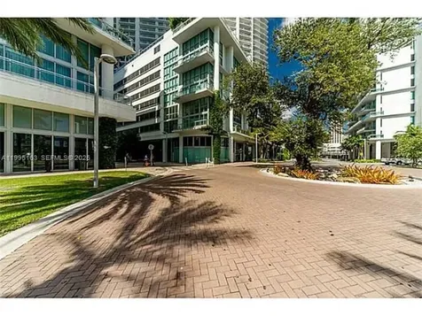90 SW 3rd Street Miami FL 33130