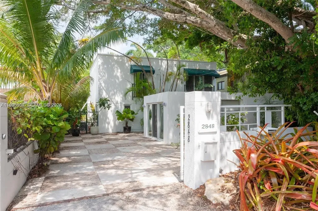 2848 SW 22nd Avenue Miami FL 33133