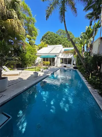 2848 SW 22nd Avenue Miami FL 33133