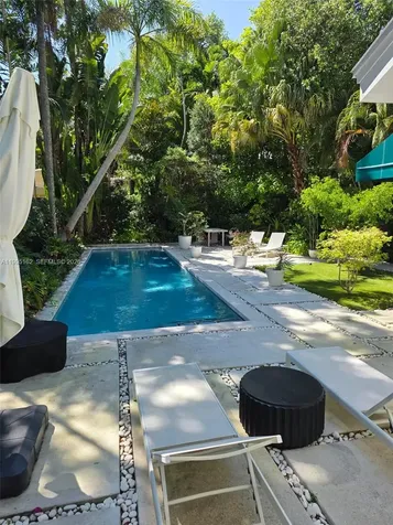 2848 SW 22nd Avenue Miami FL 33133