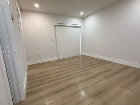 345 Michigan Avenue Miami Beach FL 33139