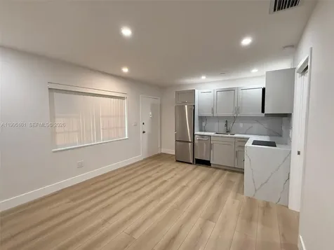 345 Michigan Avenue Miami Beach FL 33139