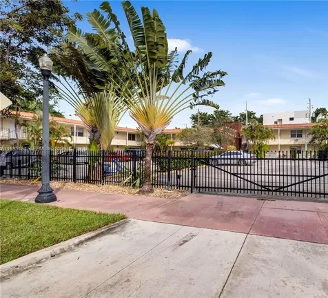345 Michigan Avenue Miami Beach FL 33139