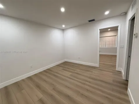 345 Michigan Avenue Miami Beach FL 33139
