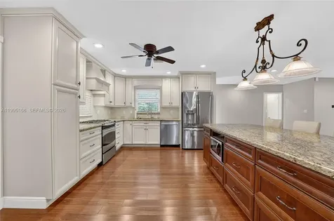 661 NW 66th Avenue Plantation FL 33317