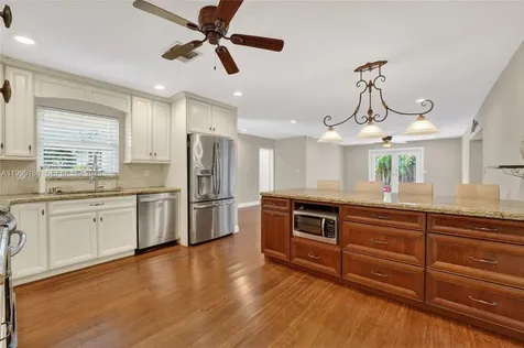 661 NW 66th Avenue Plantation FL 33317