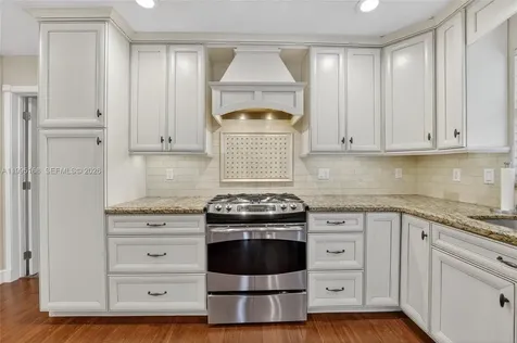 661 NW 66th Avenue Plantation FL 33317