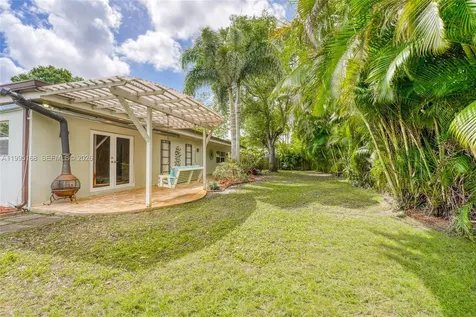 661 NW 66th Avenue Plantation FL 33317