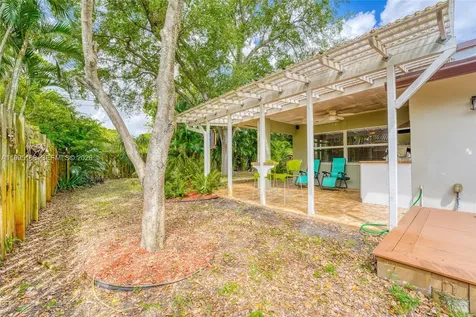 661 NW 66th Avenue Plantation FL 33317