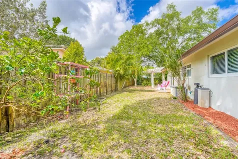 661 NW 66th Avenue Plantation FL 33317