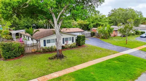 661 NW 66th Avenue Plantation FL 33317