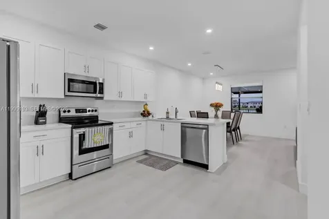 10254 SW 228th Terrace Miami FL 33190